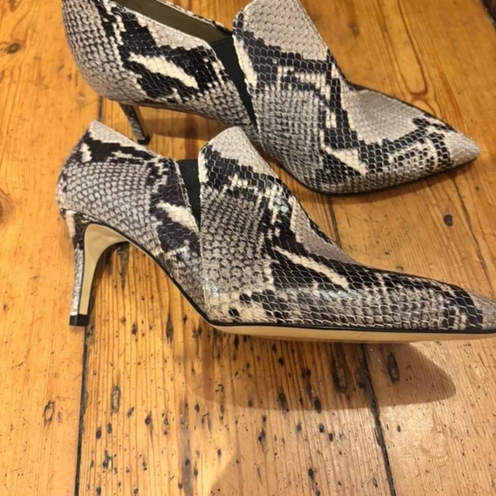 Elegant Snakeskin Women's Heels